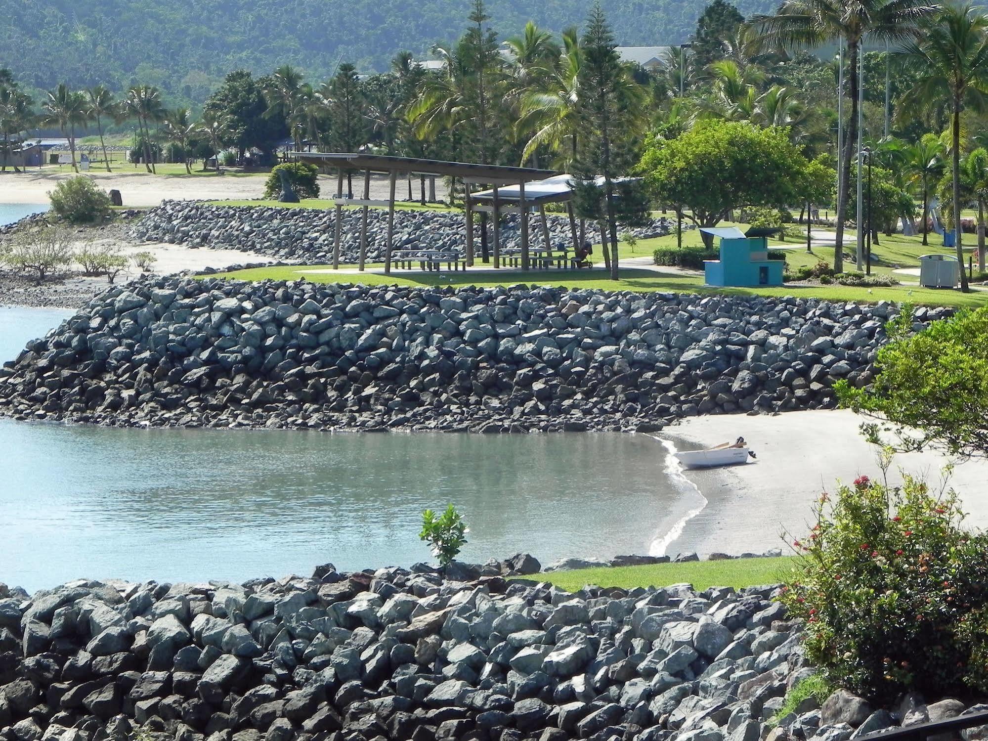 Airlie Waterfront Bed & Breakfast Airlie Beach Kültér fotó
