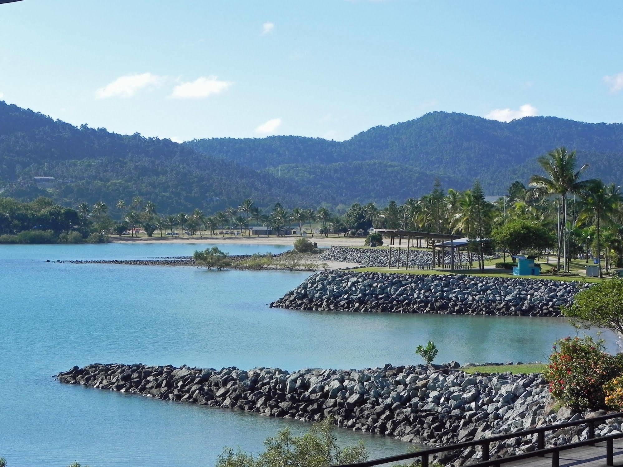 Airlie Waterfront Bed & Breakfast Airlie Beach Kültér fotó