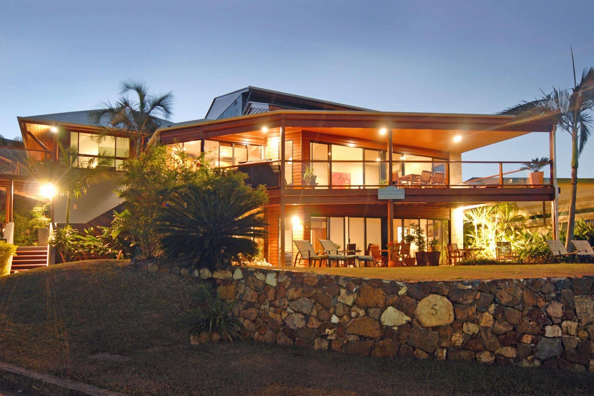 Airlie Waterfront Bed & Breakfast Airlie Beach Kültér fotó